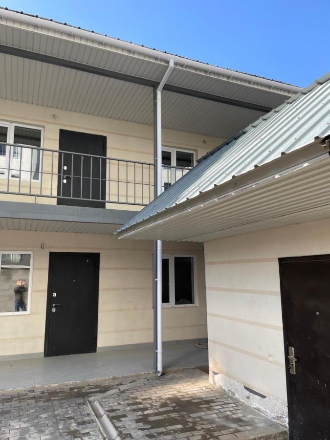 Comfort Plus Hostel Almaty Ngoại thất bức ảnh